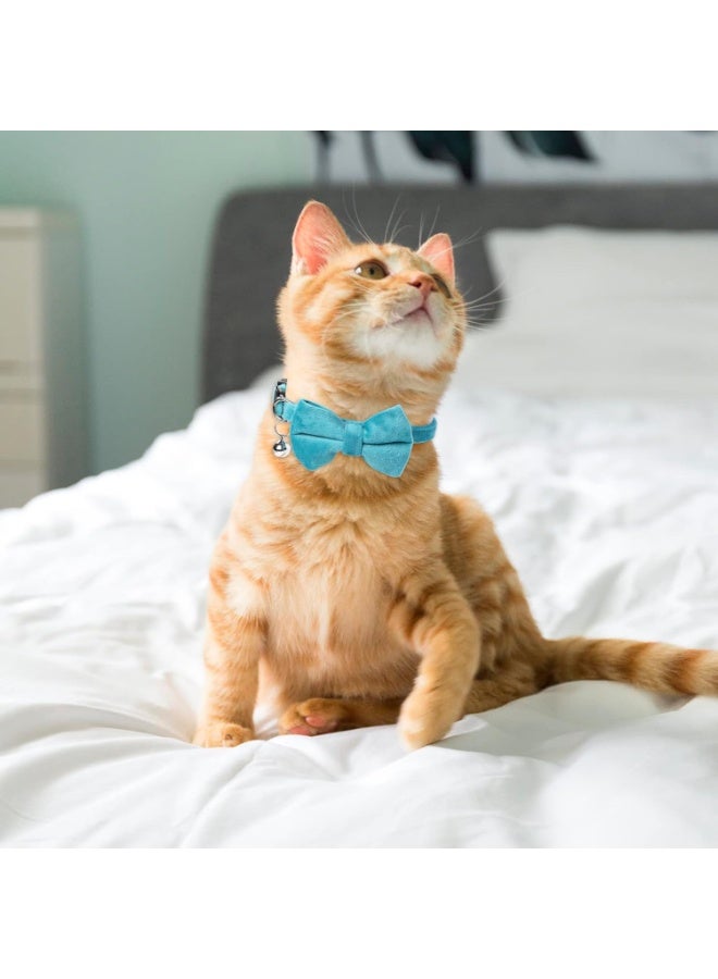 2 جهاز كمبيوتر شخصي مخملي طوق القط مع جرس و Bowtie قابل للتعديل قط جرو صغير السلامة القوس ربطة العنق طوق القط الفراق لون أساسي صلب طوق القوس ربطة العنق القط - Image 3